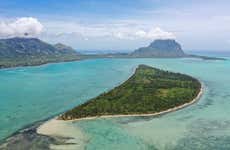 Balade en bateau autour de l'île aux Bénitiers et de Le Morne